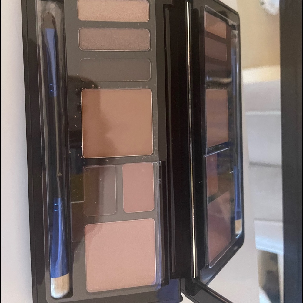 Mac eyeshadow